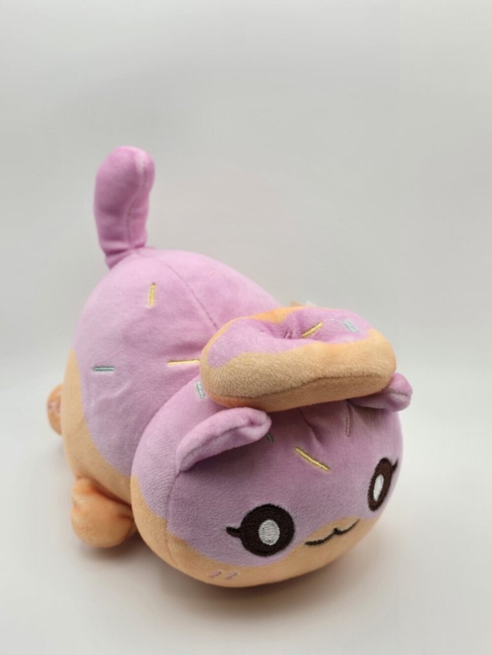 Aphmau MeeMeows 6" Mystery Plush Litter 1 - Donut Cat